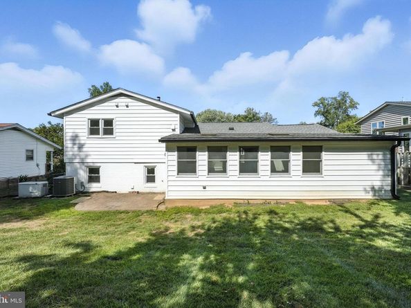 3924 Lincolnshire Street, Annandale VA 22003