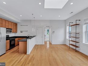 1240 4TH Street NW 300, Washington DC 20001