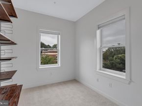 1240 4TH Street NW 300, Washington DC 20001