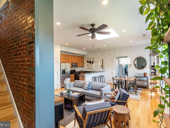 1240 4TH Street NW 300, Washington DC 20001