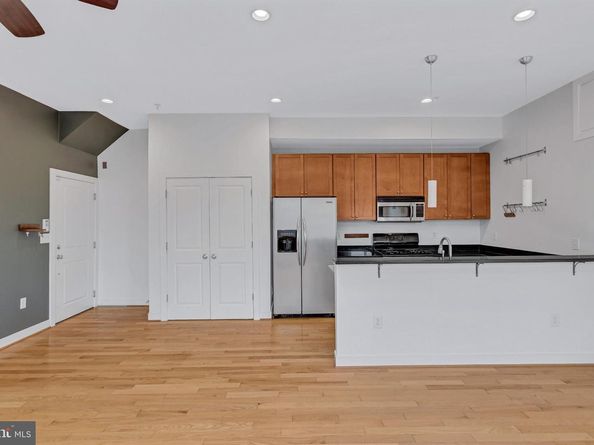 1240 4TH Street NW 300, Washington DC 20001
