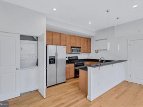 1240 4TH Street NW 300, Washington DC 20001