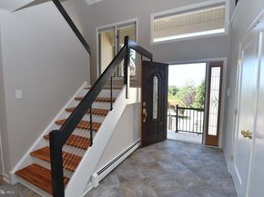 411 Leah Drive, Fort Washington PA 19034