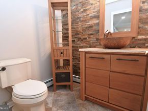411 Leah Drive, Fort Washington PA 19034