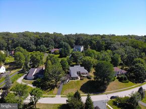 411 Leah Drive, Fort Washington PA 19034