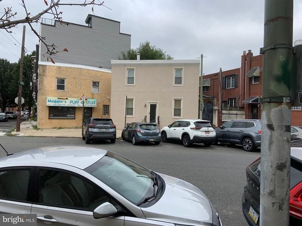 1327 S Warnock Street, Philadelphia PA 19147