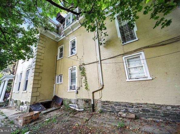 165 W Harvey Street, Philadelphia PA 19144