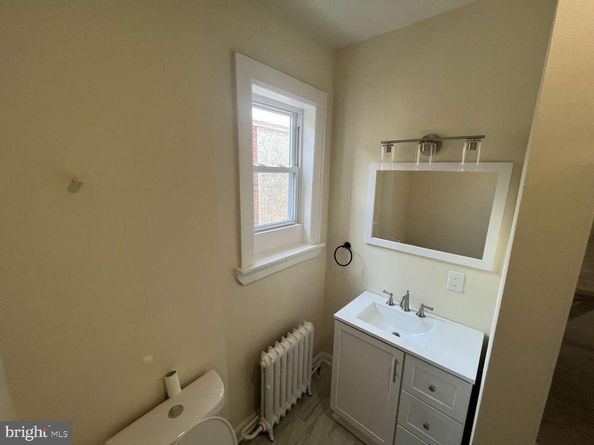 437 W Roosevelt Boulevard, Philadelphia PA 19120