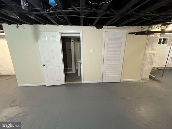 437 W Roosevelt Boulevard, Philadelphia PA 19120