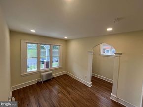 437 W Roosevelt Boulevard, Philadelphia PA 19120