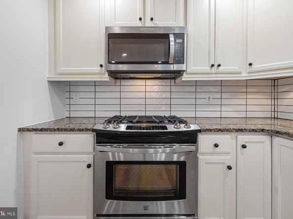 15 Seaton Place NE 1, Washington DC 20002