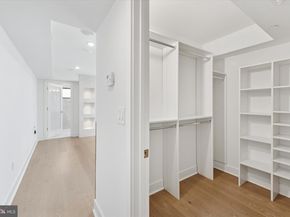 919 S 11TH Street 1, Philadelphia PA 19147