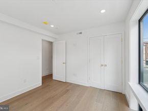 919 S 11TH Street 1, Philadelphia PA 19147