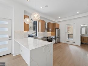 919 S 11TH Street 1, Philadelphia PA 19147