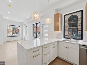 919 S 11TH Street 1, Philadelphia PA 19147