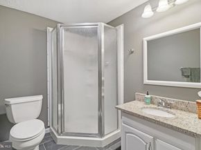 162 Applegate Drive, Sterling VA 20164