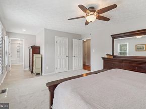 162 Applegate Drive, Sterling VA 20164