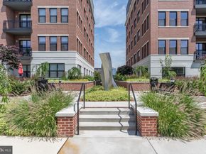 737 Swann Avenue 212, Alexandria VA 22301