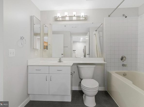 3883 Connecticut Avenue NW 303, Washington DC 20008