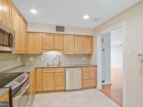 1800 Old Meadow Road 1720, Mclean VA 22102