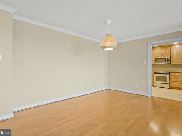 1800 Old Meadow Road 1720, Mclean VA 22102