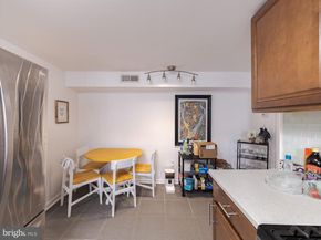 934 New Market Street, Philadelphia PA 19123