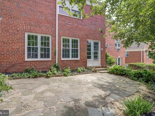1628 Mount Eagle Place, Alexandria VA 22302