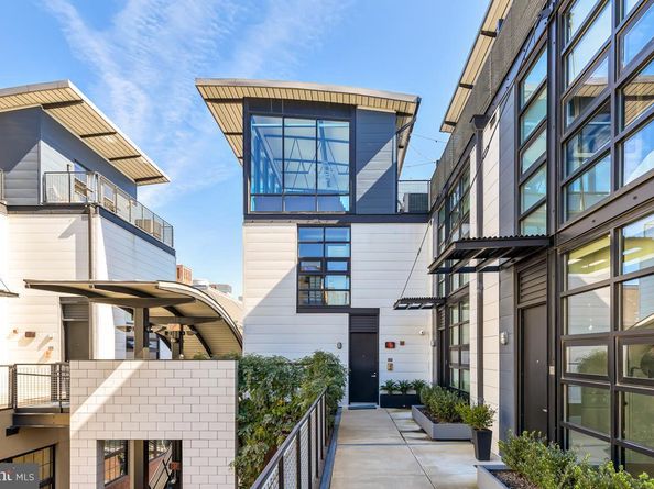 2125 14TH Street NW 315W, Washington DC 20009