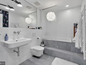2125 14TH Street NW 315W, Washington DC 20009