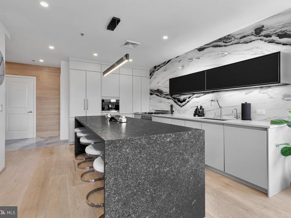 2125 14TH Street NW 315W, Washington DC 20009