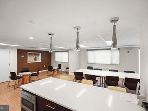 2500 N Van Dorn Street 517, Alexandria VA 22302