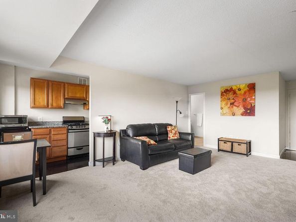 2500 N Van Dorn Street 517, Alexandria VA 22302
