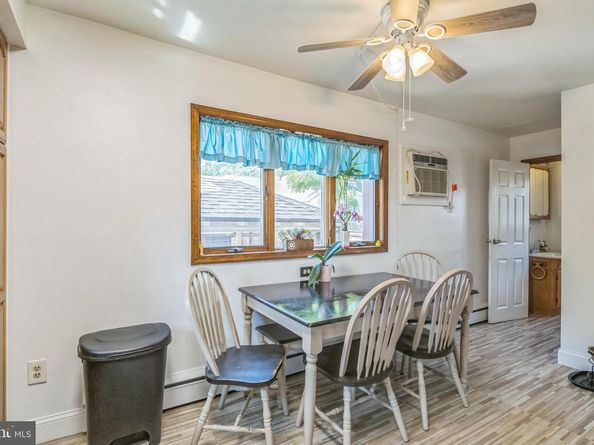 361 Amosland Road, Holmes PA 19043