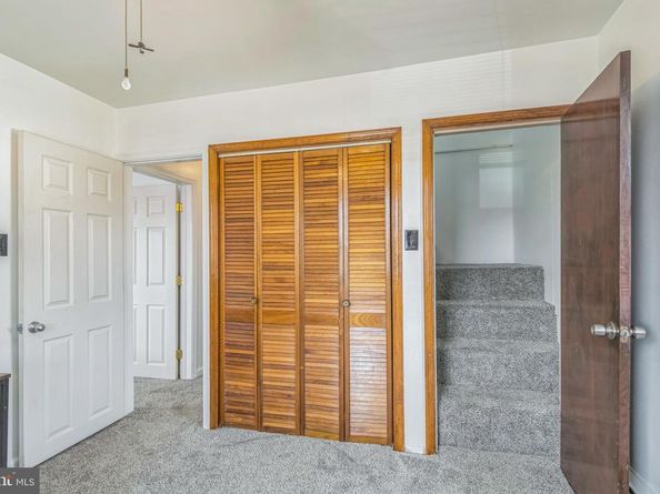 361 Amosland Road, Holmes PA 19043