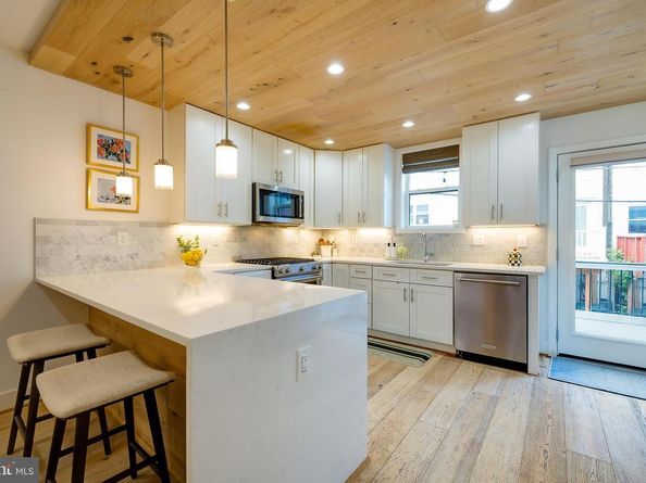 210 Cromwell Terrace NE, Washington DC 20002