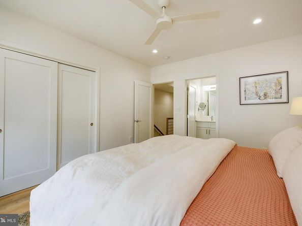 210 Cromwell Terrace NE, Washington DC 20002