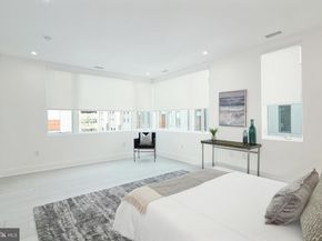 142R S Front Street, Philadelphia PA 19106
