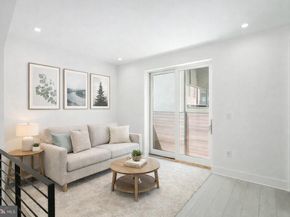 142R S Front Street, Philadelphia PA 19106