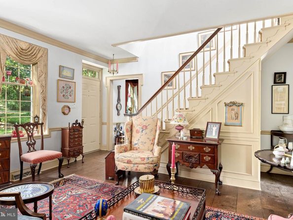 2070 Huntingdon Road, Huntingdon Valley PA 19006