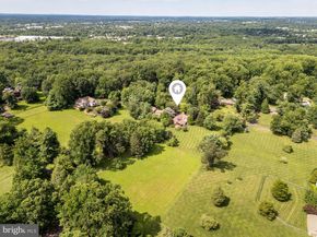 2070 Huntingdon Road, Huntingdon Valley PA 19006