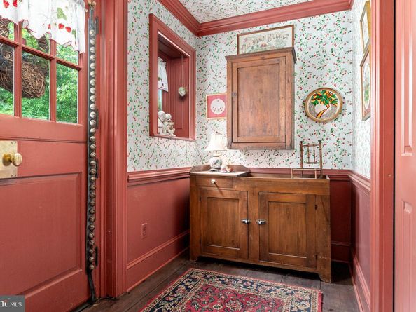 2070 Huntingdon Road, Huntingdon Valley PA 19006