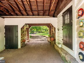 2070 Huntingdon Road, Huntingdon Valley PA 19006