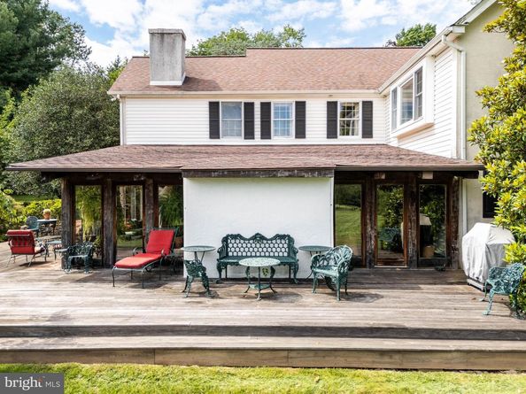 2070 Huntingdon Road, Huntingdon Valley PA 19006