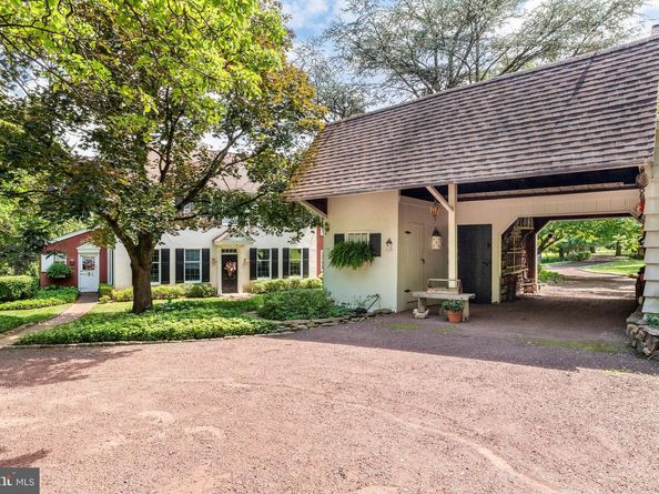 2070 Huntingdon Road, Huntingdon Valley PA 19006