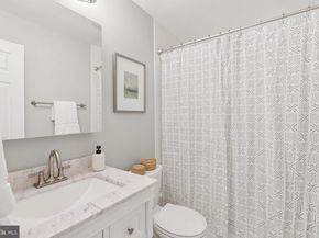 2246 S Randolph Street 1, Arlington VA 22204