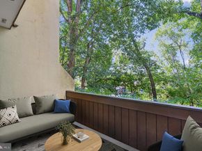 2246 S Randolph Street 1, Arlington VA 22204