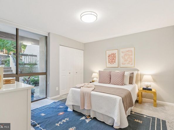 2246 S Randolph Street 1, Arlington VA 22204