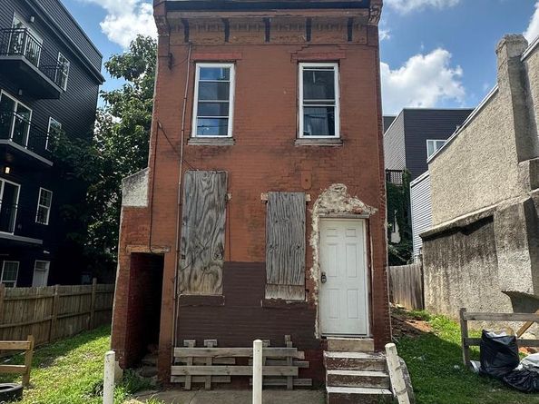 2112 N Darien Street, Philadelphia PA 19122