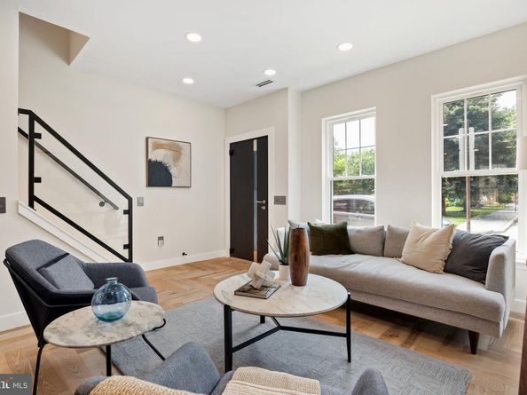 1227 Clymer Street, Philadelphia PA 19147