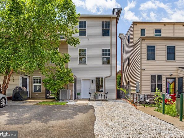 1227 Clymer Street, Philadelphia PA 19147